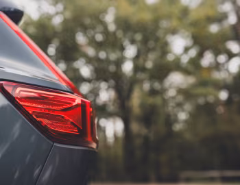 Volvo XC40 B4 [UK-spec] '2022–pr.
