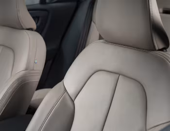 Інтер'єр Volvo XC40 B4 AWD [Worldwide] '2026