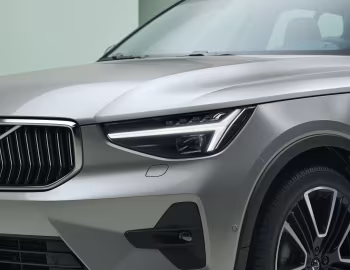 Volvo XC40 B4 Inscription [Worldwide] '2022–pr.