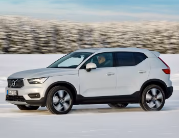 Volvo XC40 B5 AWD Inscription [Worldwide] '2020–22