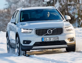 Volvo XC40 B5 AWD Inscription [Worldwide] '2020–22