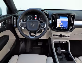Panneau avant Volvo XC40 D4 Momentum [Worldwide] '2017–22