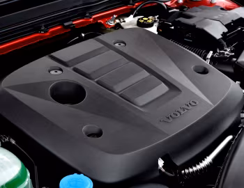 Sous la capuche Volvo XC40 D4 R-Design [Worldwide] '2017–22