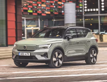 Volvo XC40 Recharge [Worldwide] '2022–24