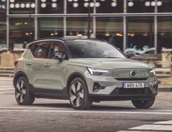 Volvo XC40 Recharge [Worldwide] '2022–24