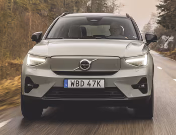 Volvo XC40 Recharge [Worldwide] '2022–24