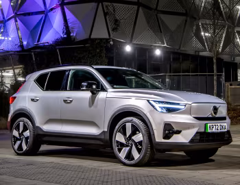 Volvo XC40 Recharge [UK-spec] '2022–24