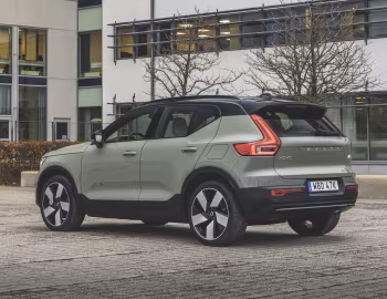 Volvo XC40 Recharge [Worldwide] '2022–24