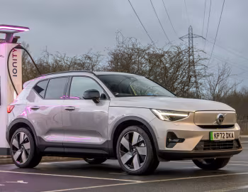 Volvo XC40 Recharge [UK-spec] '2022–24