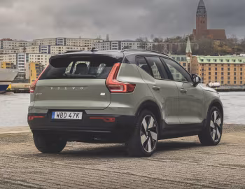 Volvo XC40 Recharge [Worldwide] '2022–24