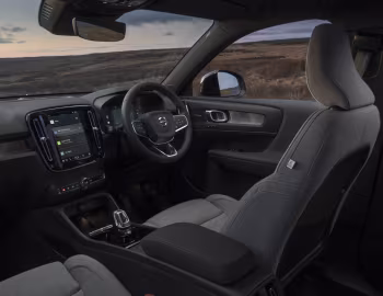 Intérieur Volvo XC40 Recharge Twin [UK-spec] '2023–24