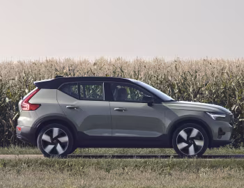 Volvo XC40 Recharge Twin [Worldwide] '2022–24