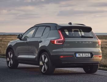 Volvo XC40 Recharge Twin [Worldwide] '2022–24