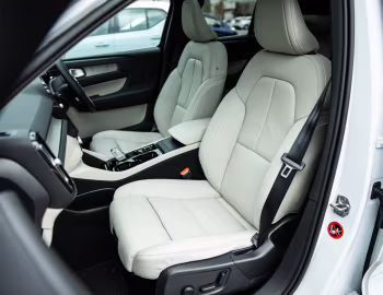 Intérieur Volvo XC40 T4 Inscription [Japan] '2018–22