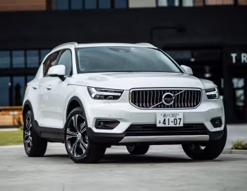 Volvo XC40 T4 Inscription [Japan] '2018–22