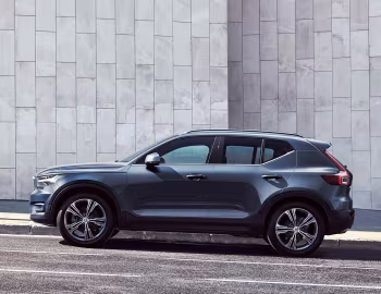 Volvo XC40 T5 Inscription [Worldwide] '2018–22