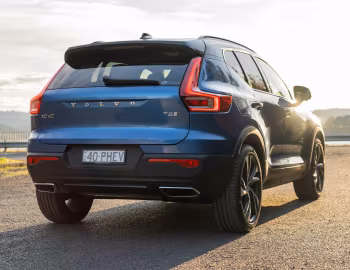 Volvo XC40 T5 Plug-in Hybrid R-Design [Australia] '2020–pr.