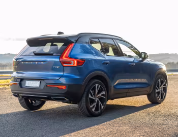 Volvo XC40 T5 Plug-in Hybrid R-Design [Australia] '2020–pr.