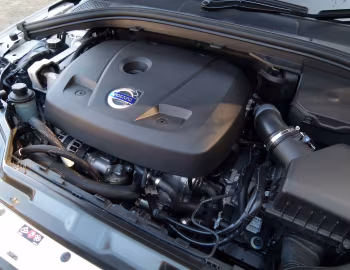 Sous la capuche Volvo XC60 [Japan] '2013–17