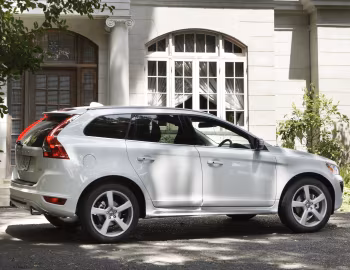 Volvo XC60 R-Design [Japan] '2009–13