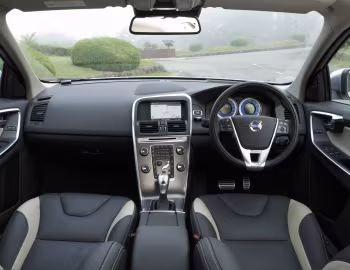Panneau avant Volvo XC60 R-Design [Japan] '2009–13