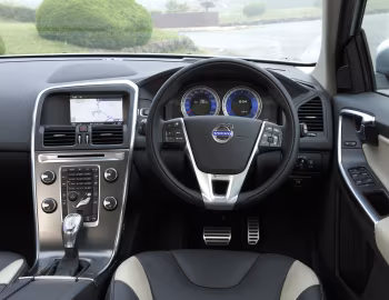 Panneau avant Volvo XC60 R-Design [Japan] '2009–13