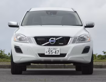 Volvo XC60 R-Design [Japan] '2009–13