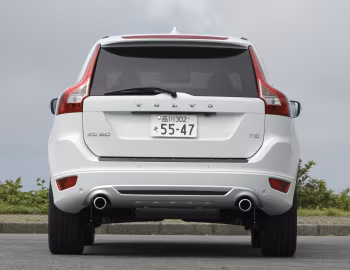 Volvo XC60 R-Design [Japan] '2009–13