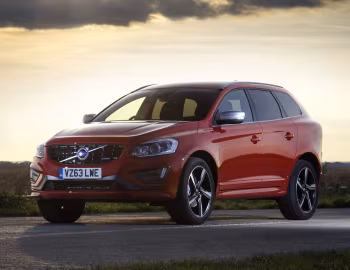 Volvo XC60 D4 R-Design [UK-spec] '2013–17