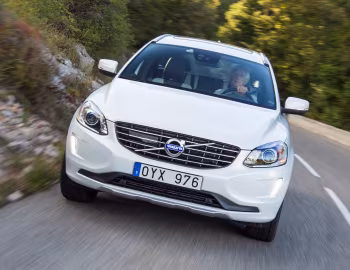 Volvo XC60 T6 [Worldwide] '2013–17