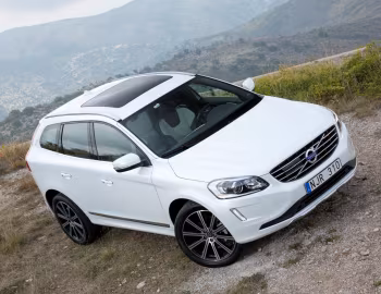 Volvo XC60 T6 [Worldwide] '2013–17