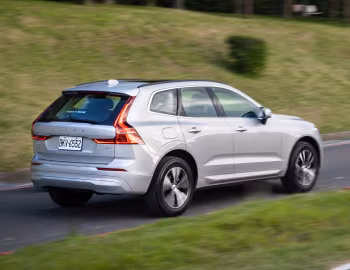 Volvo XC60 B4 AWD Momentum [Taiwan] '2022–pr.
