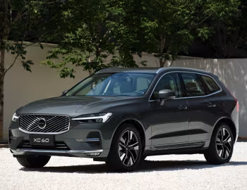 Volvo XC60 B5 AWD [China] '2025–pr.