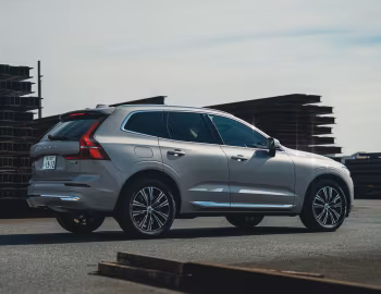 Volvo XC60 B5 AWD Inscription [Japan] '2021–pr.