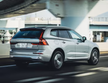 Volvo XC60 B5 AWD Inscription [Japan] '2021–pr.