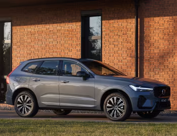 Volvo XC60 B5 AWD R-Design [China] '2021–pr.