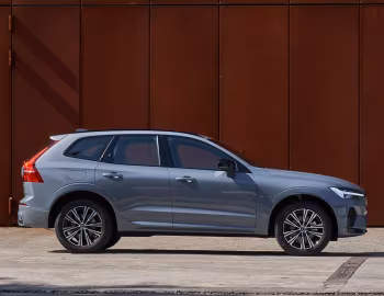 Volvo XC60 B5 AWD R-Design [China] '2021–pr.