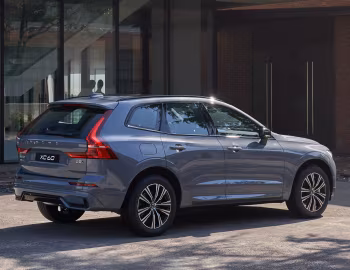 Volvo XC60 B5 AWD R-Design [China] '2021–pr.