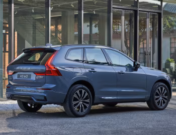 Volvo XC60 B5 AWD R-Design [China] '2021–pr.