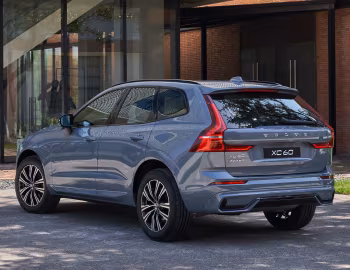 Volvo XC60 B5 AWD R-Design [China] '2021–pr.