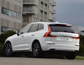 Volvo XC60 B5 Inscription [Japan] '2019–21