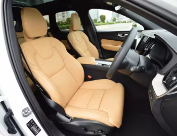 Interior Volvo XC60 B5 Inscription [Japan] '2019–21