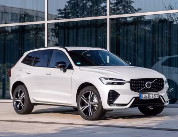 Volvo XC60 B5 R-Design [Worldwide] '2021–pr.