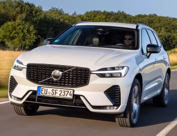 Volvo XC60 B5 R-Design [Worldwide] '2021–pr.