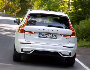 Volvo XC60 B5 R-Design [Worldwide] '2021–pr.