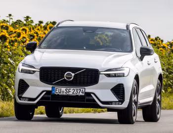 Volvo XC60 B5 R-Design [Worldwide] '2021–pr.