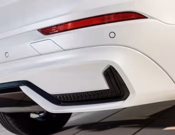 Volvo XC60 B5 R-Design [Worldwide] '2021–pr.