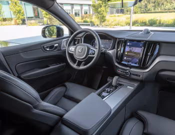 Interior Volvo XC60 B5 R-Design [Worldwide] '2021–pr.