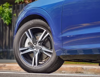 Volvo XC60 B5 R-Design AWD [Taiwan] '2020–21