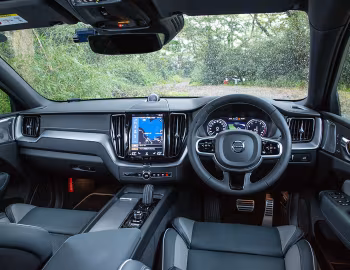 Painel frontal Volvo XC60 B6 AWD R-Design [Japan] '2020–21